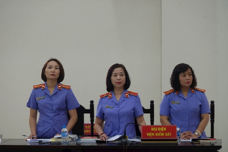 Hai nguyen pho tong giam doc BIDV “chia nhau” 14 nam 6 thang tu-Hinh-2