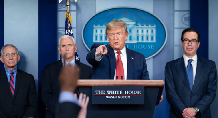 Tong thong Trump lenh cho GM phai san xuat... may tho