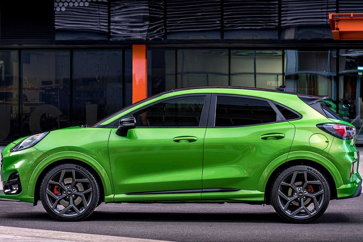 Mẫu xe crossover Ford Puma thế hệ mới này là sản phẩm của đội ngũ Racing Puma, mang nét thiết kế thực dụng hơn nhưng vẫn theo kịp thời đại và nhu cầu thị trường