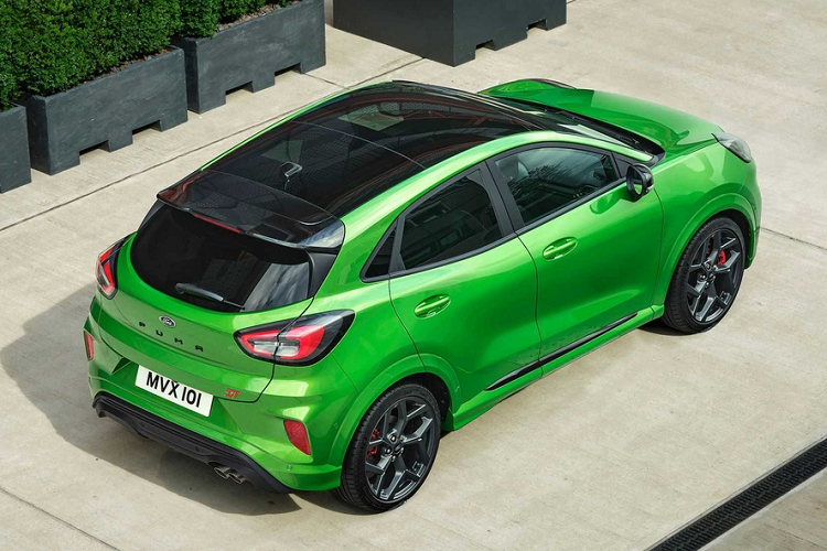 Có thể nói, Ford Puma ST là một chiếc Fiesta ST phiên bản crossover. Mẫu xe này trang bị động cơ EcoBoost 3 xy-lanh 1.5L tăng áp, có thể tạm ngừng một xy-lanh để tiết kiệm nhiên liệu.