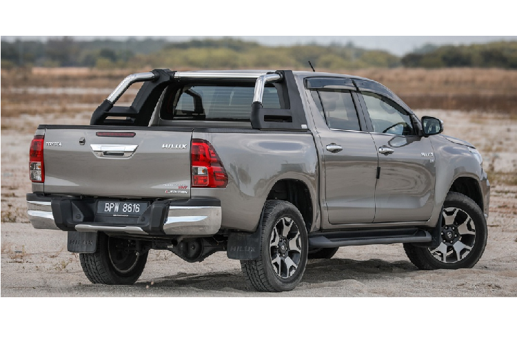 Xe sẽ có mặt tại các showroom ở Australia vào cuối tháng 7 hoặc đầu tháng 8. Nhiều khả năng Toyota sẽ bán ra phiên bản facelift này ở nhiều khu vực, đặc biệt là Đông Nam Á. Giá xe Toyota Hilux 2020 vẫn chưa được công bố.