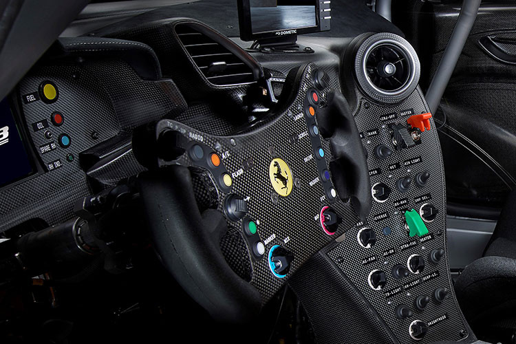 Hệ thống phanh trên 488 GT Modificata được Ferrari phát triển cùng Brembo, hệ thống ABS được lấy từ mẫu 488 GT3 Evo 2020 nhưng được thiết lập lại để phù hợp hơn với 488 GT Modificata.