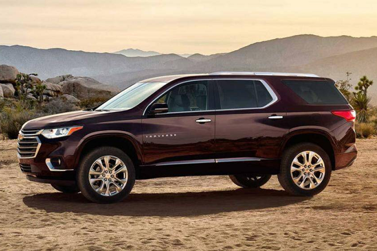 6. Chevrolet Traverse (giá khởi điểm: 29.800 USD)