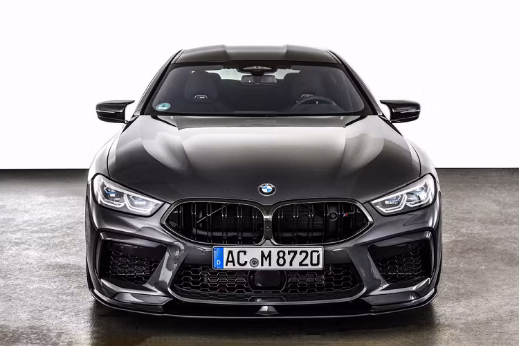 Đối với BMW M8 Competition độ, AC Schnitzer sẽ giúp tăng công suất từ 616 mã lực lên 710 mã lực, mô-men xoắn cực đại cũng được tăng lên mức 850 Nm, cao hơn 100 Nm so với nguyên bản. Những phiên bản khác của BMW M8 cũng được tăng công suất lên mức 690 mã lực và mô-men xoắn cực đại 850 Nm.