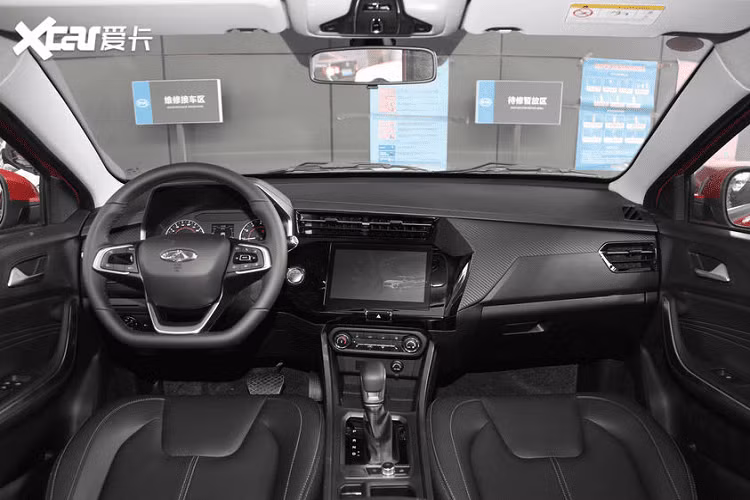 Khối động cơ nằm dưới nắp capô vẫn là mẫu dung tích 1.5 lít với 116 mã lực và 146 Nm mô-men xoắn cực đại, phối hợp một hộp số CVT.