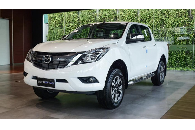 Mazda hiện tại đang phát triển BT-50 thế hệ mới cùng với Isuzu. Thời điểm Mazda BT-50 thế hệ mới ra mắt tại Úc được trang CarAdvice dự đoán sẽ rơi vào cuối năm nay. Khi mối lương duyên quan hệ hợp tác giữa hai hãng Mazda và Ford từ năm 1972 cho đến nay, kéo dài 48 năm sẽ kết thúc vào cuối năm nay hoặc đầu năm tới.