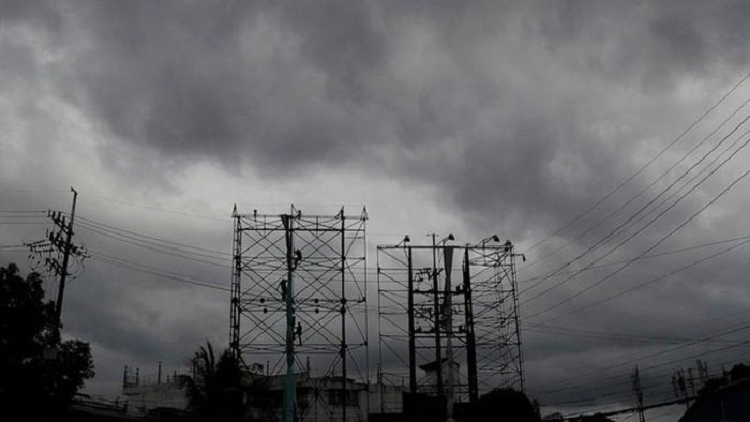 Bao manh tan cong Philippines, hang chuc ngan nguoi vua chay vua lo Covid-19-Hinh-2