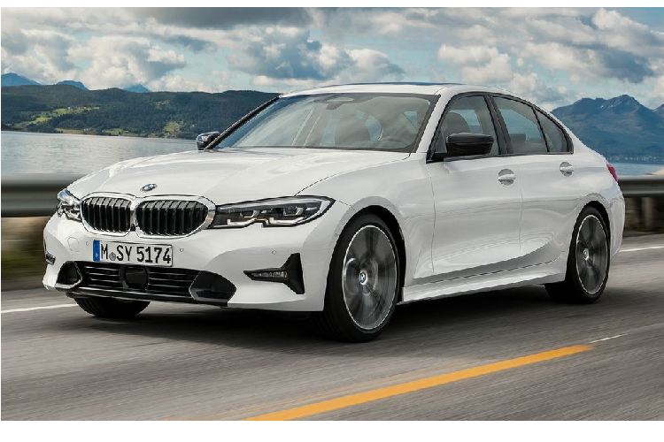 Không kém cạnh, giá xe BMW 5-Series cũng được giảm lên tới 290 triệu đồng đối với bản 520i, còn 2,099 tỷ đồng, trong khi bản 530i được giảm 200 triệu đồng, giá mới là 2,869 tỷ đồng.