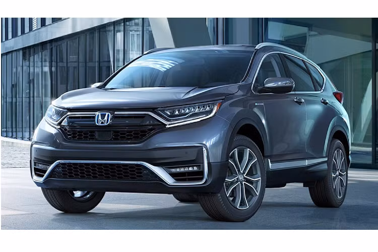 Hiện tại, Honda CR-V đang duy trì doanh số dẫn đầu trong phân khúc CUV 5/5+2 tại thị trường Việt.