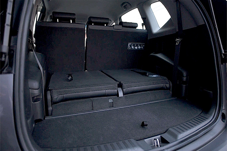 Sau khi được ra mắt tại Thái Lan vào tháng 3/2020, CR-V facelift sẽ mở đường về Việt Nam trong tương lai gần, khi CR-V tại Việt Nam đang được phân phối dưới dạng nhập khẩu nguyên chiếc từ Thái Lan.