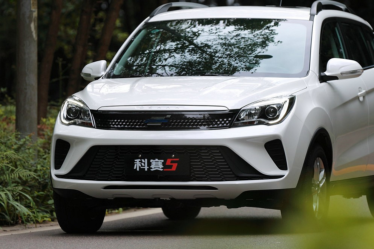 Được định vị là một mẫu SUV cỡ nhỏ, giá xe Oshan Kesai 5 khá mềm chỉ từ 53.900 đến 65.900 nhân dân tệ (tương đương 179 – 219 triệu đồng). Trên thực tế, mẫu xe này vốn được dựa trên Changan CS35 và thay đổi logo mà thôi.