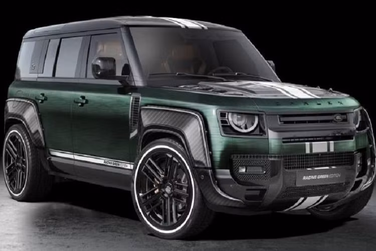 Có giá bán khởi điểm từ 85.000 Euro (khoảng 2,385 tỷ đồng), Land Rover Defender Racing Green Edition mới được cải tiến khá nhiều ở kiểu dáng bên ngoài lẫn nội thất trong xe. Kết quả là chiếc SUV thể thao trông mạnh mẽ và sang trọng hơn hẳn bản tiêu chuẩn.