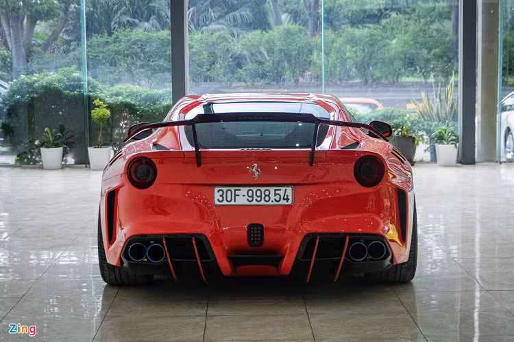 Sieu xe Ferrari F12 Berlinetta do 1 ty dong doc nhat Viet Nam-Hinh-6