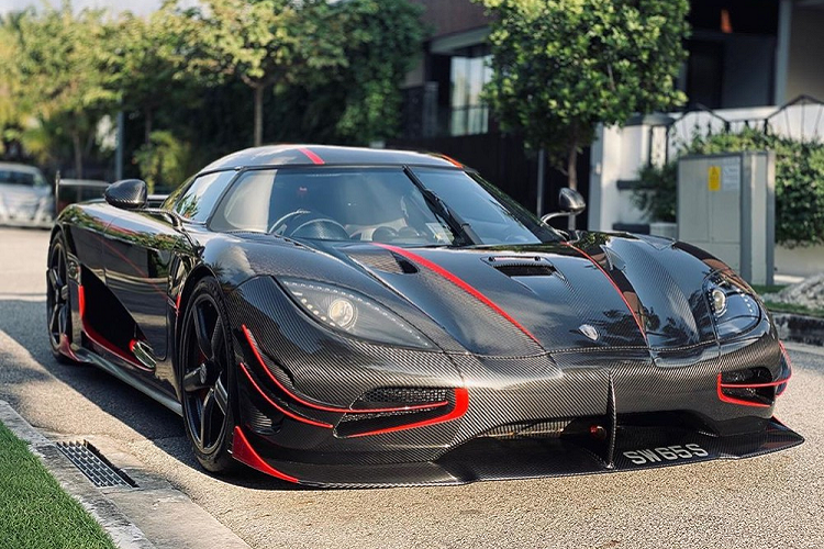 Biết không thể đợi để mua được Koenigsegg Regera, vì thế, một đại gia ở Singapore đã chuyển qua mua lại siêu xe Koenigsegg Agera RS.