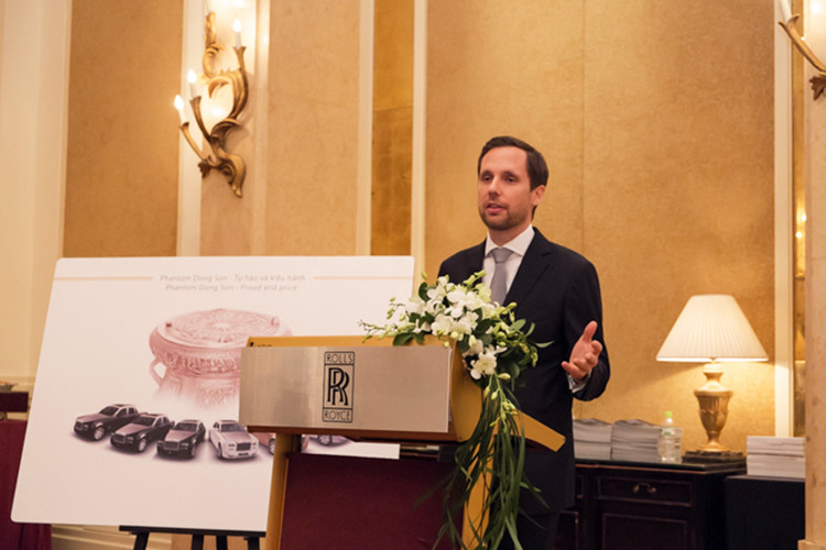 Rolls-Royce Phantom Ngân Vũ: lấy cảm hứng từ niềm tin dân gian vào mưa rơi là biểu hiện của sự may mắn và những điều tốt đẹp; Phù Sa: lấy cảm hứng từ truyền thống nghề làm nông của người Việt; Mẹ Âu Cơ: lấy cảm hứng từ truyền thuyết tổ mẫu Âu Cơ và tổ tiên người Việt.