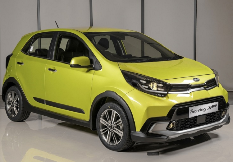 Xe oto moi don dap ra mat, khach Viet 