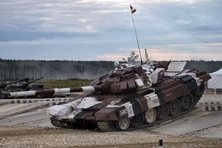 Trong ngày thi đấu vòng loại Tank Biathlon năm nay, đội Việt Nam về nhất khi bắn trúng 5/5 mục tiêu và thể hiện tốt ở phần thi vượt chướng ngại vật. Đội xe tăng Việt Nam sẽ tiếp tục tham dự trận đấu thứ 2 và thứ 3 lần lượt vào ngày 28/8 và 29/8. Ảnh: Reddit.