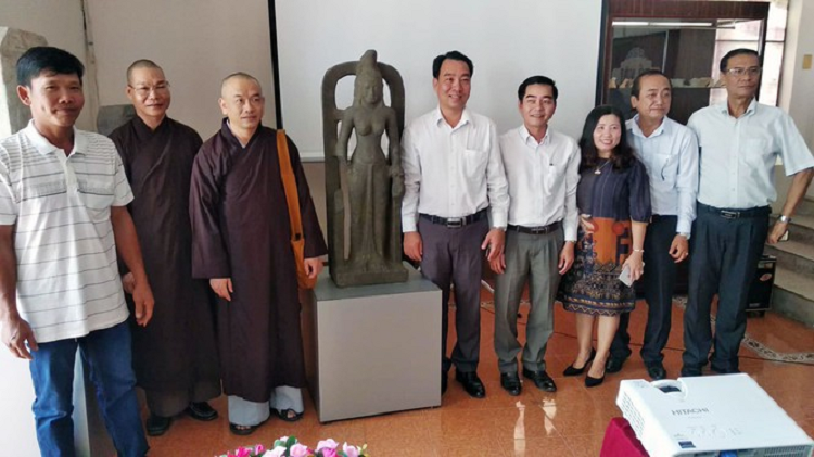 Danh ca tren song Co Chien, ngu dan Vinh Long vot duoc trong dong co-Hinh-2