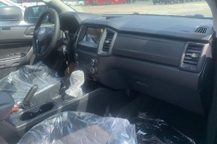 Nội thất của Ford Ranger 2020 không có gì thay đổi.