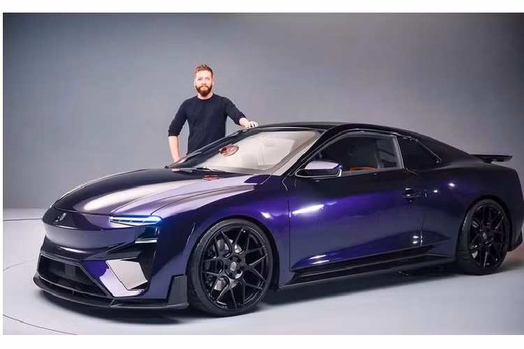 Mặc dù chạy bằng pin nhiên liệu, RG Nathalie vẫn đạt sức mạnh đáng nể. Siêu xe có công suất 536 mã lực, mô-men xoắn cực đại 989 Nm, tăng tốc 0-96 km/h trong 2,5 giây, tốc độ tối đa 306 km/h.Xe chỉ được sản xuất 500 chiếc, giá xe RG Nathalie mới dự kiến trong khoảng 366.000-610.000 USD.