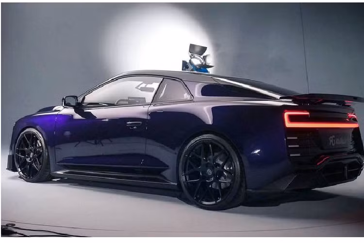 Nếu vận hành ở chế độ tiết kiệm (Eco), siêu xe có thể di chuyển tới 1.199 km.