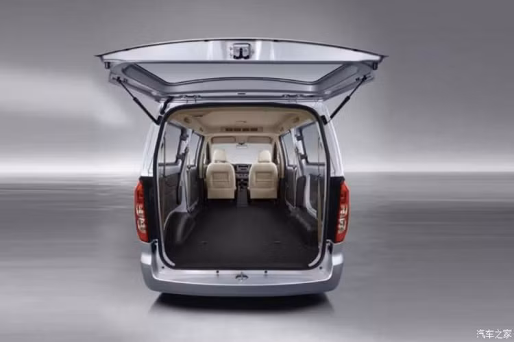 Mẫu xe MPV Hong Guang siêu rẻ mới được tuyên bố là vận hành ổn định đi cùng khả năng tiết kiệm năng lượng và tiết kiệm nhiên liệu vượt trội, đáp ứng tiêu chuẩn khí thải 6B của Trung Quốc.