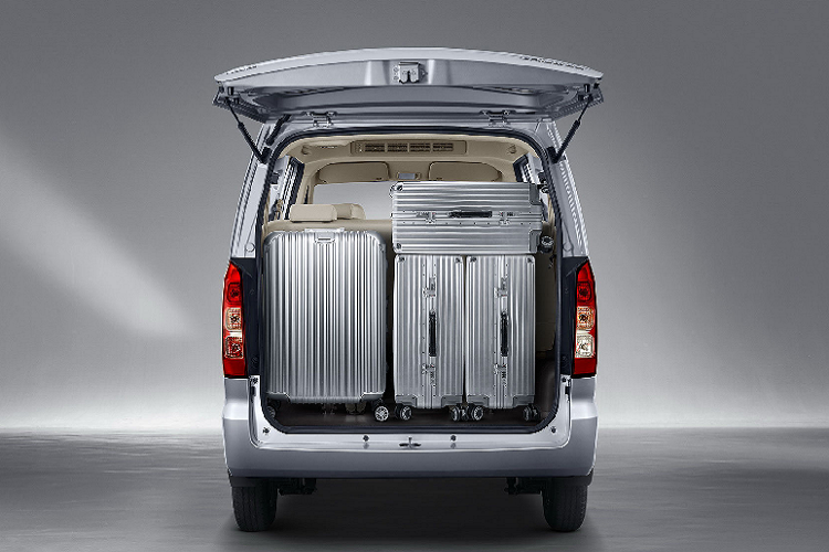 Hãng xe Wuling nói thêm rằng phiên bản tiền sản xuất của V 1.2L có thể di chuyển 40,000km theo bài kiểm tra đường hỗn hợp ở thời tiết cực lạnh và nóng.