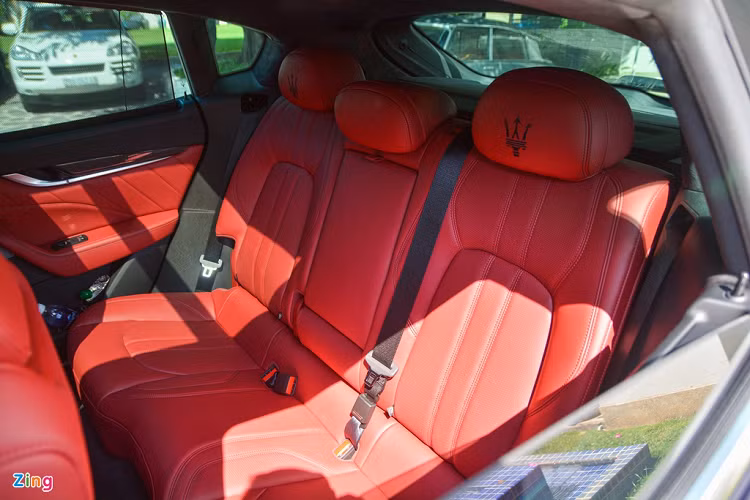 Levante có tổng cộng 5 chế độ lái, riêng phiên bản Trofeo có thêm chế độ lái Corsa. Khách hàng sở hữu Levante có thể lựa chọn hệ thống âm thanh Harman Kardon 14 loa hoặc Bowers-Wilkins 17 loa. Về công nghệ an toàn, Maserati trang bị cho Levante nhiều công nghệ hỗ trợ người lái như kiểm soát hành trình thích ứng, hỗ trợ giữ làn đường, camera 360 độ, phát hiện và tránh va chạm với phương tiện phía trước...