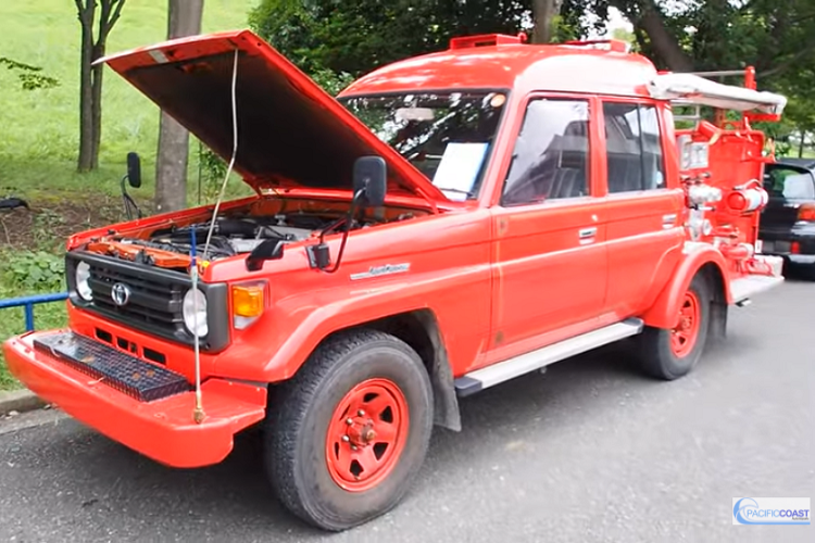 Đồng hồ công tơ mét của xe mới có khoảng 15.000 km, và những chiếc xe cứu hỏa thế này thường chỉ thực hiện nghĩa vụ khoảng 20 – 30 năm trước khi chúng được bán hoặc đấu giá cho người ngoài.