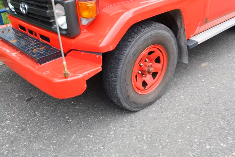 Chiếc Toyota Land Cruiser 1996 này đã được bán và sẽ sớm được gửi tới một người mua ở Texas, Mỹ.