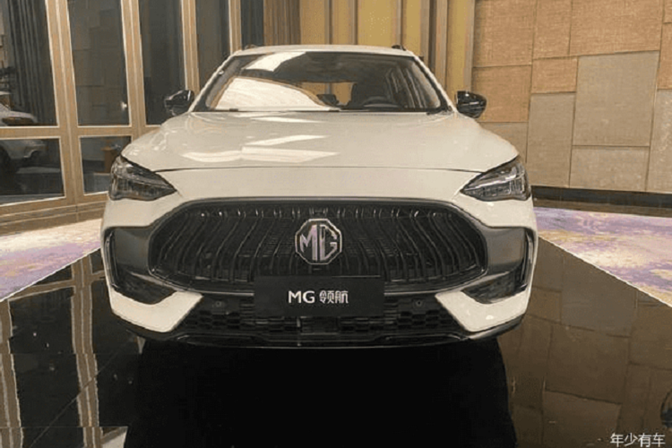 Thương hiệu MG hiện chưa công bố Linghang sẽ được định vị thế nào trong dàn sản phẩm của mình tại Trung Quốc. Hiện chưa rõ thông số kích thước cụ thể của MG Linghang mới. Rất có thể mẫu SUV này có kích thước tương đương với MG HS. Thuộc phân khúc SUV cỡ C, MG HS sở hữu chiều dài 4.574 mm, rộng 1.876 mm, cao 1.664 mm và chiều dài cơ sở 2.700 mm.