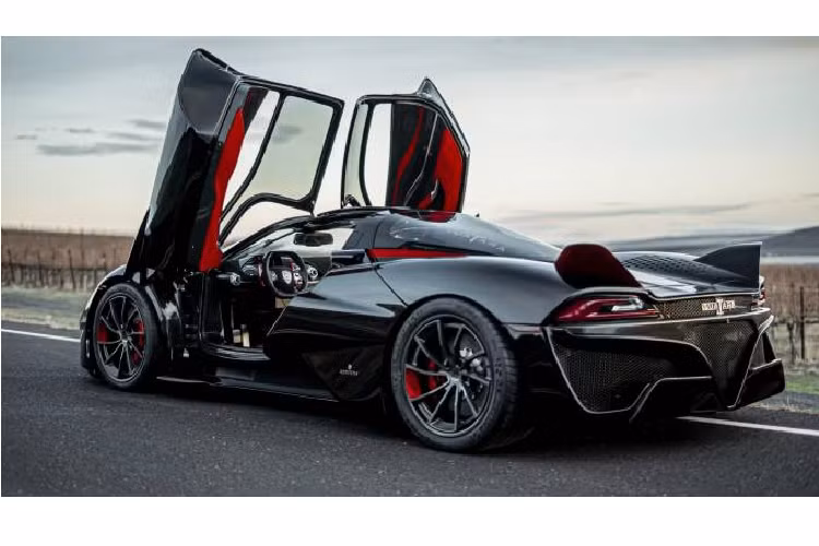 Cuộc đua tốc độ không chỉ có SSC North America. Có tin Hennessey cũng muốn Venom F5 thành siêu xe thương mại nhanh nhất thế giới.