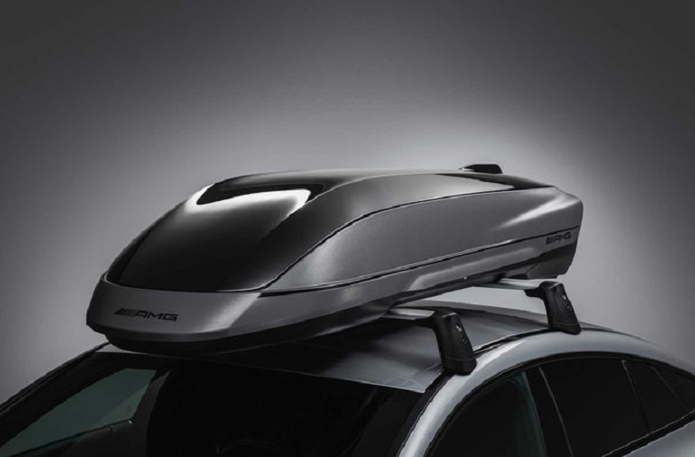 Điều này cho phép luồng không khí xung quanh hộp mượt mà hơn và giảm tiếng ồn của gió khi chở hàng hóa nặng tới 70 kg.