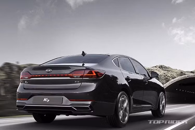 Cuối cùng, Kia K7 2021 sẽ không có sự thay đổi về hệ truyền động. Xe tiếp tục được bán ra tới khách hàng với 5 phiên bản động cơ khác nhau, bao gồm: Động cơ Smartstream GDi 4 xy-lanh 2.5L (198 mã lực và 248 Nm mô-men xoắn), Động cơ V6 3.0L xăng (266 mã lực và 308 Nm mô-men xoắn), Động cơ V6 3.0L LPG (235 mã lực và 280 Nm mô-men xoắn), Động cơ Hybrid 2.4L và Động cơ Diesel 4 xy-lanh 2.2L (202 mã lực và 441 Nm mô-men xoắn).