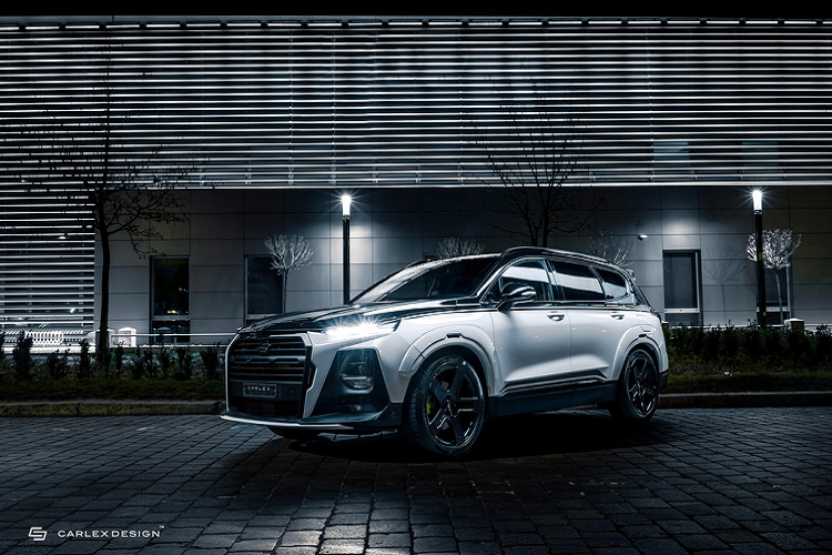 Phần động cơ được giữ nguyên. Bản độ vẫn dùng động cơ tăng áp 2.0L 4 xi-lanh, công suất 235 mã lực và 352 Nm, tăng tốc 0-100 km/h trong 8 giây.