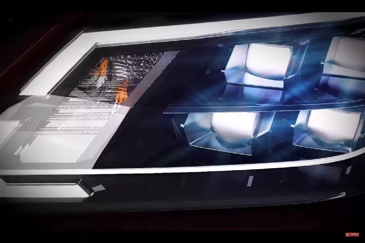 Cách đây 2 năm, phiên bản hiện tại của Nissan Terra đã được ra mắt tại Trung Quốc vào giữa tháng 4 năm 2018. Đến nay, mặc dù là phiên bản nâng cấp facelift, nhưng Nissan Terrra thế hệ mới hứa hẹn sẽ “lột xác” với thiết kế mới. Trong đó những thay đổi sẽ tập trung vào phần đầu xe, cụ thể là lưới tản nhiệt thay đổi to bản hơn, thay đổi đèn pha 4 bi-LED tương tự Navara 2021 trước đó. Trong khi cụm đèn hậu LED được đồ hoạ lại, “dàn chân” của Terra 2021 hứa hẹn sẽ được thay đổi sang một thiết kế mới.