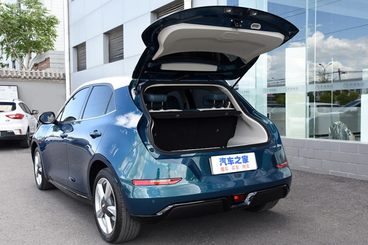 Bên cạnh đó, khung gầm của Good Cat cũng sẽ được sử dụng cho mẫu xe điện Mini sắp ra mắt mà chỉ dành cho thị trường Trung Quốc, nó được sản xuất bởi đơn vị liên doanh Great Wall – BMW mới thành lập.