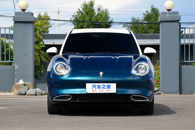 ORA là một thương hiệu xe điện hoàn toàn mới của tập đoàn Great Wall Motors. Thương hiệu này thường sản xuất những mẫu xe nhỏ gọn, đáng yêu chủ yếu hướng tới bộ phận người tiêu dùng trong đô thị. Bên cạnh đó, ORA dường như còn rất thích đặt tên xe theo các loài thú cưng. Tính tới nay, mẫu xe điện ORA Good Cat, một chiếc xe điện nhỏ nhắn dễ nhìn.