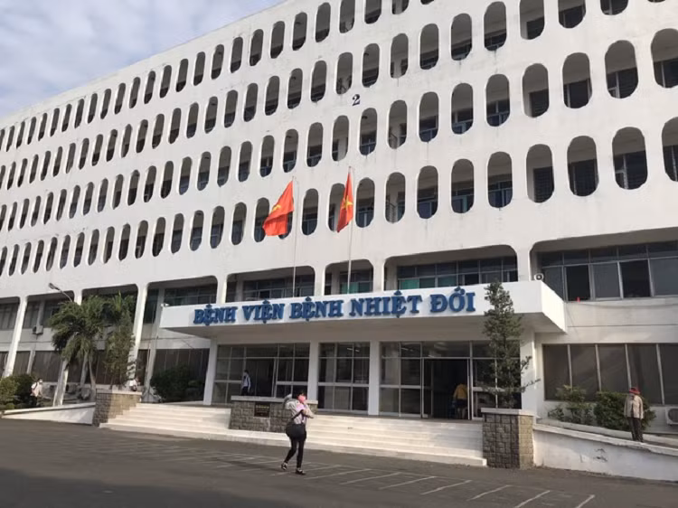 Benh nhan COVID-19 thu 91 dang rat nguy kich