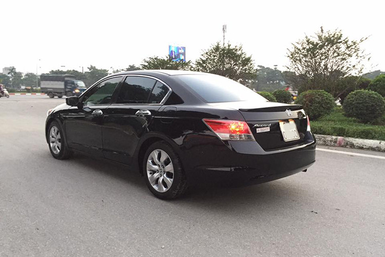 Honda Accord là mẫu xe đầu tiên và Honda cũng là hãng xe đầu tiên đặt nhà máy sản xuất tại Mỹ. Trong lịch sử 40 năm, Honda Accord cũng được sản xuất tại nhiều nhà máy khác như: East Liberty thuộc bang Ohio, Birmingham thuộc bang Alabama, Alliston và Ontario ở Canada, El Salto và Jalisco ở Mexico. 