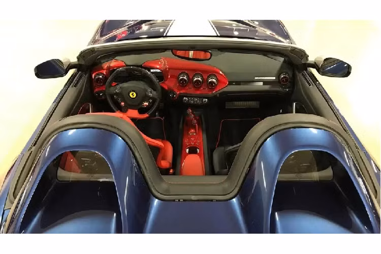 Mức này tương đương với giá của một chiếc Ferrari F60 mới.