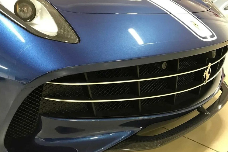 Diện mạo của Ferrari F60 khá giống với mẫu xe huyền thoại Ferrari 275 GTS-4 NART 1967.