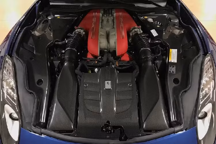 Mặc dù không tiết lộ giá bán rộng rãi, nhưng nhiều người tin rằng chiếc Ferrari F60 hàng hiếm này sẽ có giá bán trong khoảng 2,5 triệu USD.