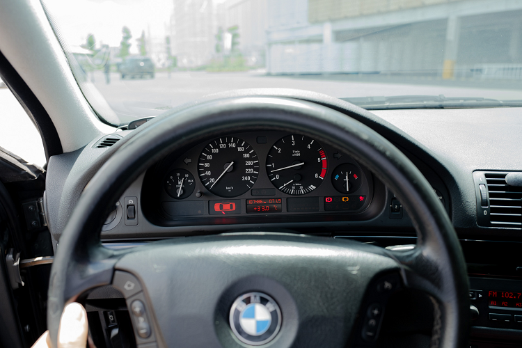 Các dòng xe wagon này là “của lạ” tại Việt Nam, nhưng ở tại thị trường châu Âu, xe wagon/ Station wagon/Touring/Avant (tùy theo cách mà các hãng gọi) lại rất được ưa chuộng hơn bất kỳ thị trường nào khác trên thế giới. Xe wagon mang trọng tâm thấp của một chiếc sedan, và gian nội thất rộng rãi linh hoạt thoải mái của một chiếc CUV/SUV với khoang hành lý phía sau được kéo dài hơn, rất thích hợp để chở theo nhiều hành lý đồ đạc để phục vụ cho gia đình.