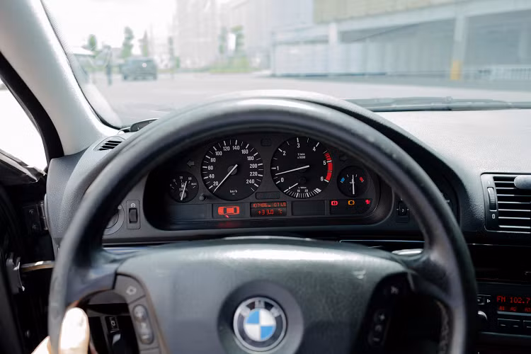 Các dòng xe wagon này là “của lạ” tại Việt Nam, nhưng ở tại thị trường châu Âu, xe wagon/ Station wagon/Touring/Avant (tùy theo cách mà các hãng gọi) lại rất được ưa chuộng hơn bất kỳ thị trường nào khác trên thế giới. Xe wagon mang trọng tâm thấp của một chiếc sedan, và gian nội thất rộng rãi linh hoạt thoải mái của một chiếc CUV/SUV với khoang hành lý phía sau được kéo dài hơn, rất thích hợp để chở theo nhiều hành lý đồ đạc để phục vụ cho gia đình.