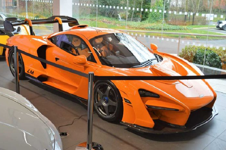 Được biết, McLaren chỉ chế tạo 20 chiếc Senna LM, siêu xe này được phát triển trên nền tảng của Senna GTR. Như vậy, nếu tính cả số lượng sản xuất của Senna GTR, thì tổng cộng có 55 chiếc Senna GTR trên thế giới, ít hơn 20 chiếc so với dự kiến ban đầu.