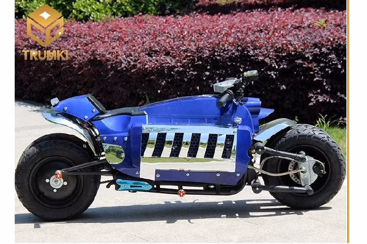 Do trang bị động cơ nhỏ nên sức mạnh của Tomahawk mini đương nhiên không thể mạnh mẽ như chiếc Dodge Tomahawk thực thụ, nhưng với giá xe Dodge Tomahawk nhái này bán ra chỉ 1.000 USD (tương đương khoảng 23 triệu đồng) thì điều này cũng dễ hiểu.