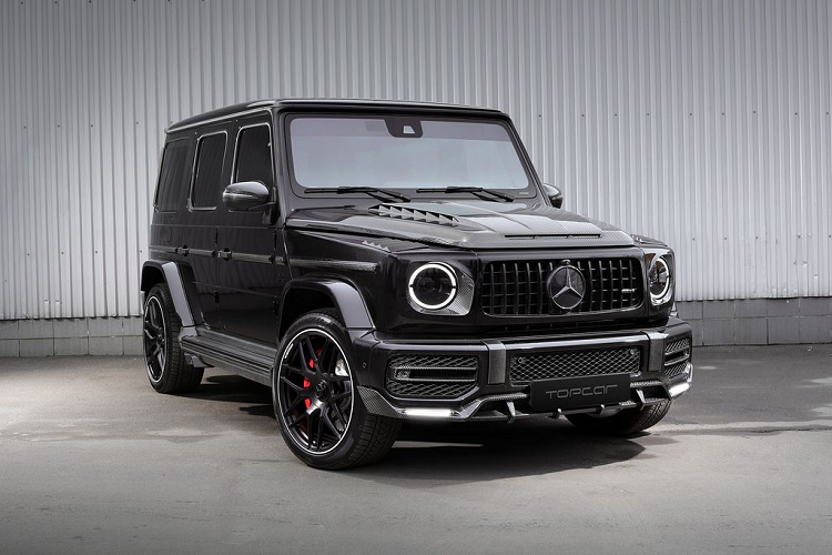 Cụ thể, gói trang bị mới mang lại cho Mercedes-Benz G-Class mới một diện mạo nhẹ nhàng hơn, vẫn với 1 tấm mui xe hầm hố từ sợi carbon nhưng đã bớt cồng kềnh hơn theo như đánh giá từ một số khách hàng.