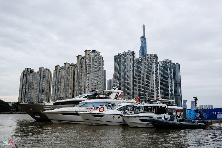 Sự kiện này quy tụ khoảng hơn 20 chiếc thuyền, gồm nhiều chủng loại từ cano thể thao, thuyền hơi thể thao, thuyền câu cho đến du thuyền hạng sang. Giá trị của các mẫu thuyền này dao động từ khoảng 2 tỷ đến 120 tỷ đồng.