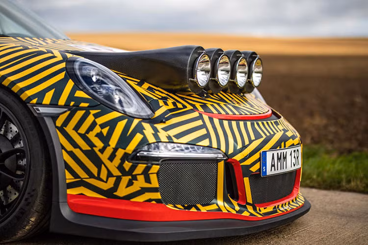 Sieu xe Porsche 911 GT3 RS ban do chay viet da manh me-Hinh-2